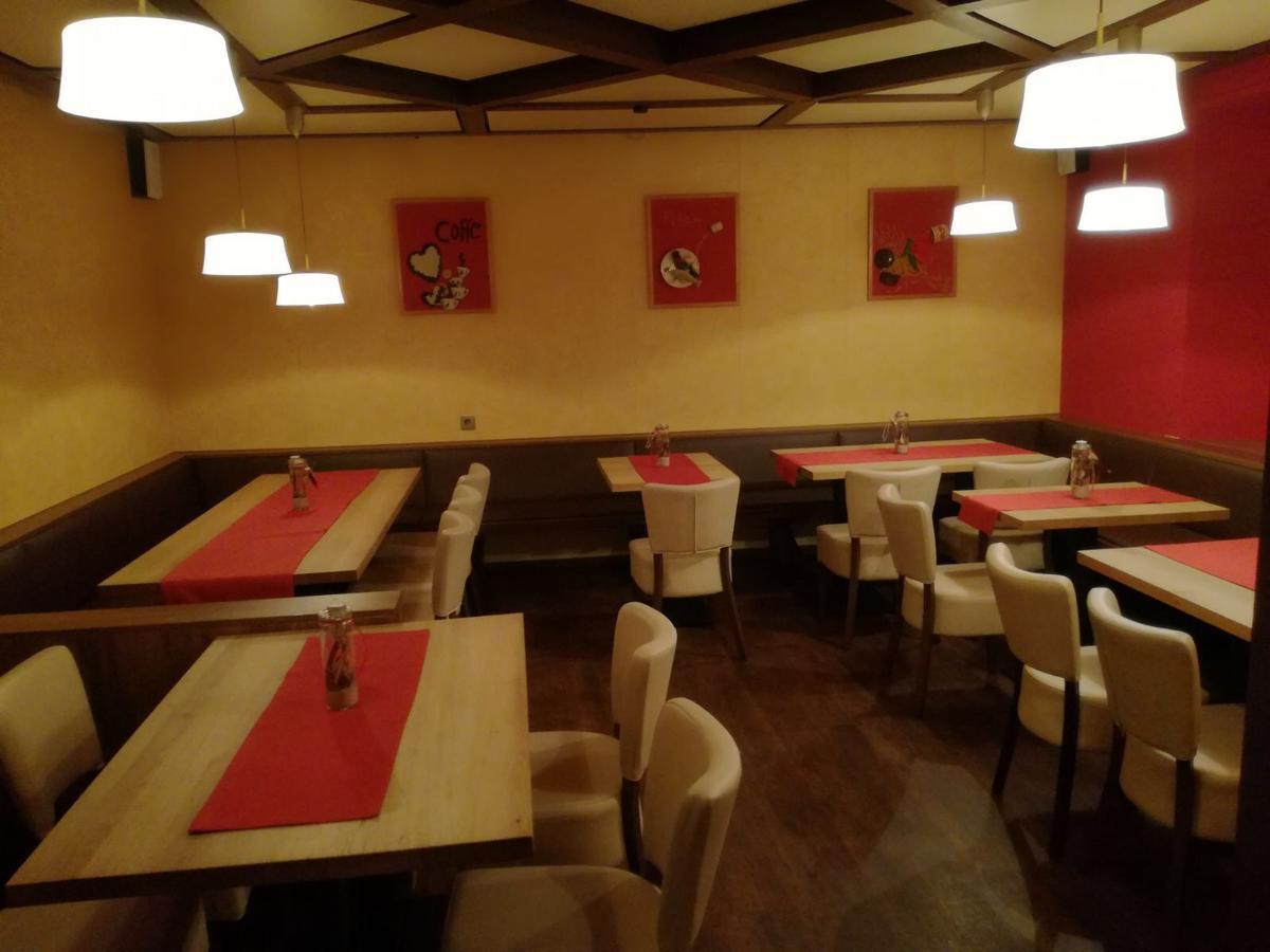 Hotel Gaststaette Peperoni Biberach an der Riß Zewnętrze zdjęcie